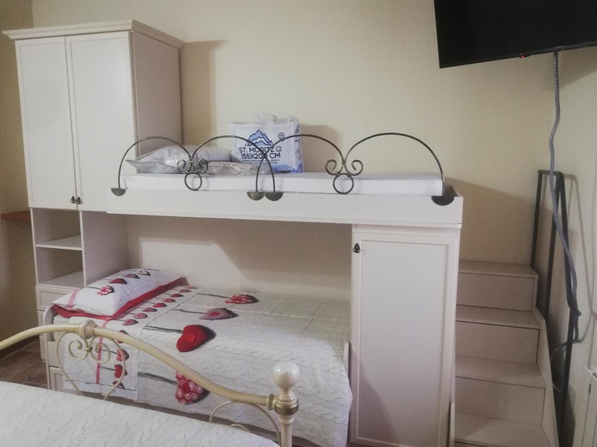 Appartamenti Cardinali Ассізі Номер фото